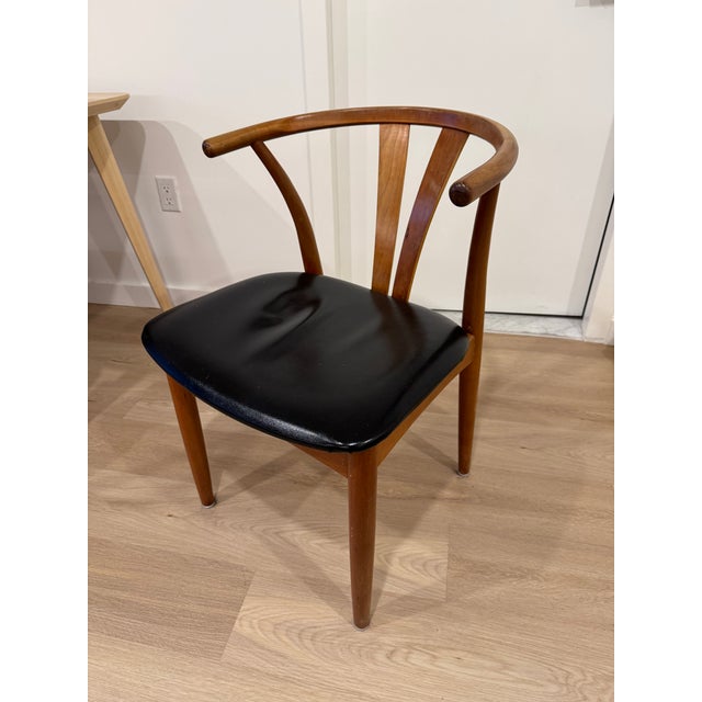 Wood Set of 4 Vintage Danish Modern Teak Dining Chairs With Black Leather Seats, 1960s–70s For Sale - Image 7 of 9
