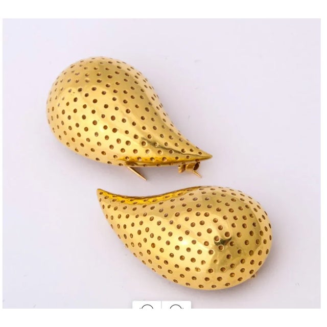 1980s Vintage 80s 18kt Gold Tiffany & Co. Clips - a Pair of 2 For Sale - Image 5 of 10