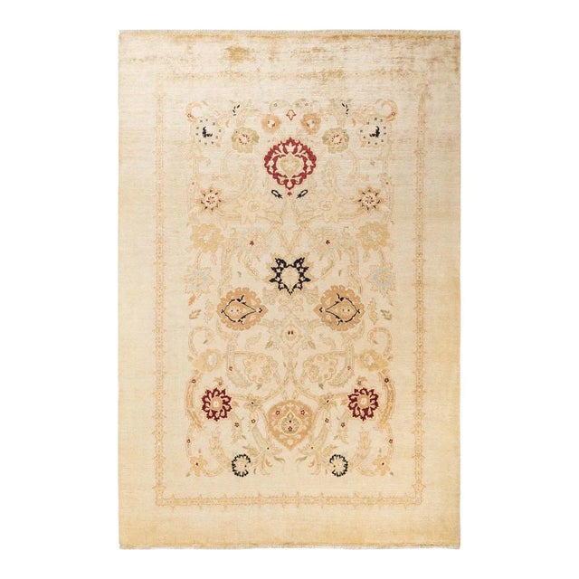 Vintage Traditional Hand Knotted Wool Area Rug, Ivory - 6'1" X 8'10" For Sale - Image 9 of 9