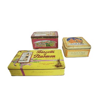Biscuit Tins, 1960s, Set of 3 For Sale