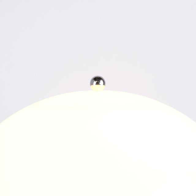 Vintage Panthella Table Lamp in White Acrylic by Verner Panton for Louis Poulsen, 1970s For Sale - Image 3 of 13