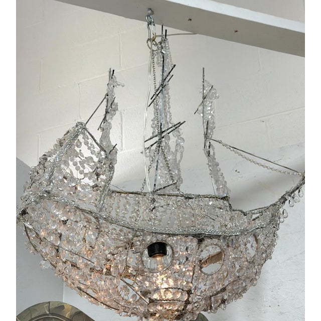 Italian Vintage Venetian Style Lucite Crystal Ship Motif Chandelier For Sale In Atlanta - Image 6 of 18