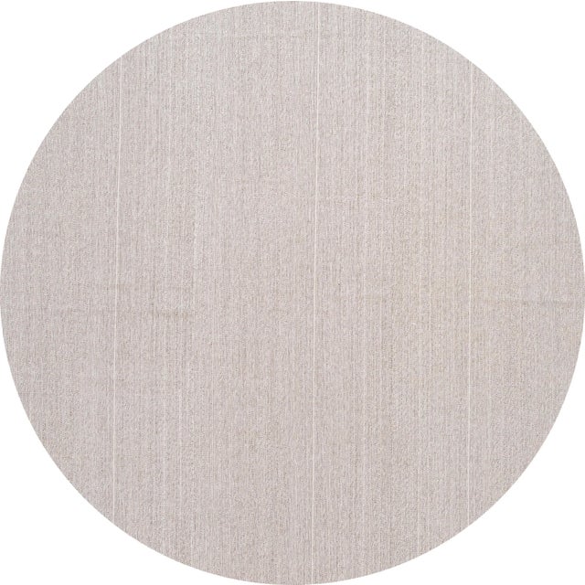 21st-century contemporary flatweave rug with an all-over gray motif. This piece has fine details, great colors, and a...