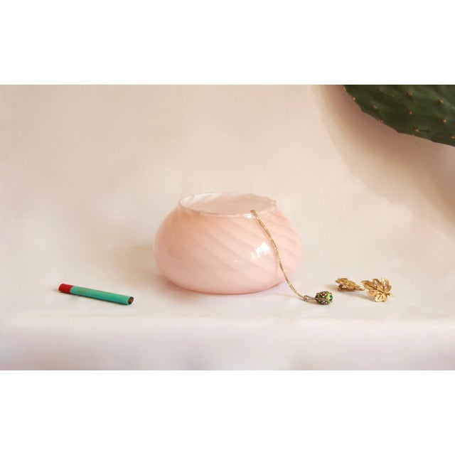 Italian Pink Swirl Murano Glass Caramella Ashtray / Vide Poche, 1970s For Sale - Image 7 of 10