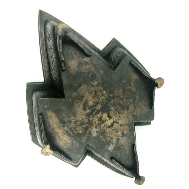 Japanese 19th Century Meiji Japanese Bronze Vase Tsuiban Angular Form Ikebana Bonsai Tray Jardiniere Antique Vintage Metal Heavy For Sale - Image 3 of 6
