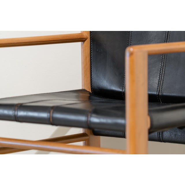 Wood Armchair in Walnut and Leather by Gianfranco Frattini for Bernini, Italy, 1981 For Sale - Image 7 of 10