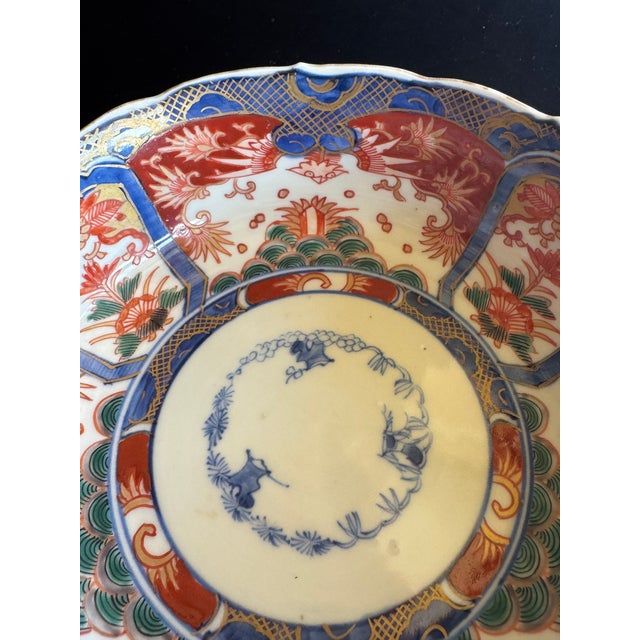Ceramic Antique Edo Imari Porcelain Bowl With Gilt, Scalloped Rim For Sale - Image 7 of 10
