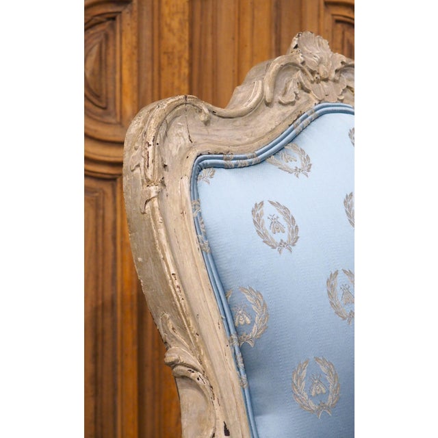 18th Century French Painted Louis XV Fauteuil À La Reine Armchair With Blue Silk For Sale - Image 12 of 18