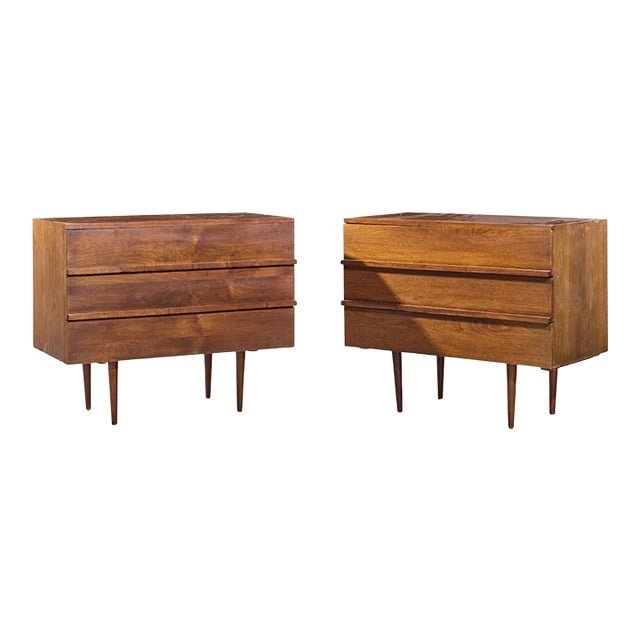 Mel Smilow Mid Century Walnut Chest of Drawers Nightstands - Pair For Sale