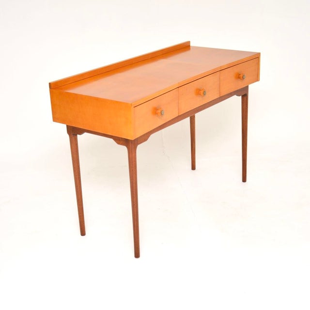 Mid-Century Modern Vintage Console Table in Satinwood, 1950s For Sale - Image 3 of 10