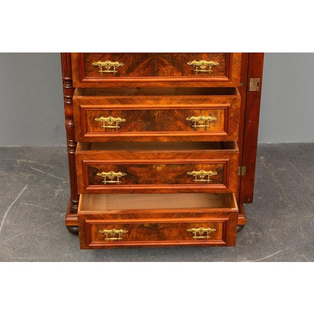 19th Century Gründerzeit Mens Chest of Drawers in Walnut For Sale - Image 13 of 18