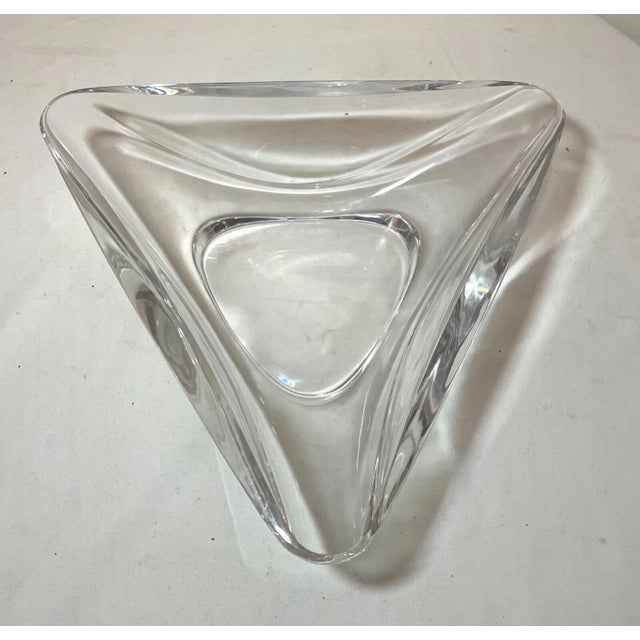 1970s Large Handmade Val St Lambert Studio Clear Glass Crystal Signed Centerpiece Bowl For Sale In New York - Image 6 of 12