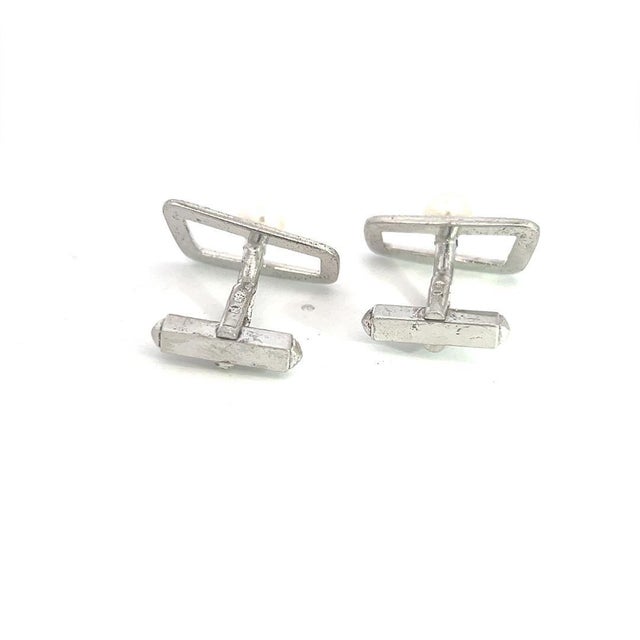 1990s Pair of Mikimoto Estate Akoya Pearl Cufflinks Sterling Silver 6 mm For Sale - Image 4 of 5