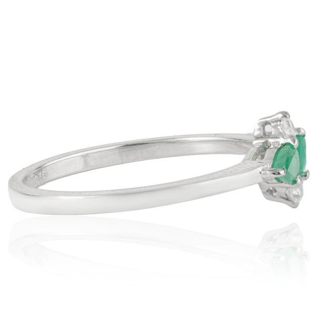 Metal Carat&Her Emerald & Diamond Wing Engagement Ring in Sterling Silver, Size 7 For Sale - Image 7 of 13