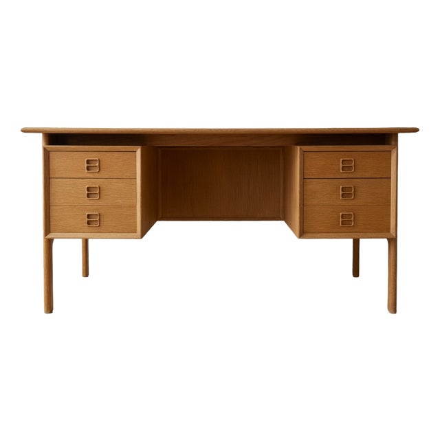 Oak Executive Desk by Arne Vodder for Brouer Møbelfabrik, Denmark, 1960s For Sale