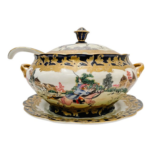 Mid-Century Chinese Export Hunting Scene Tureen With Underplate and Ladle For Sale