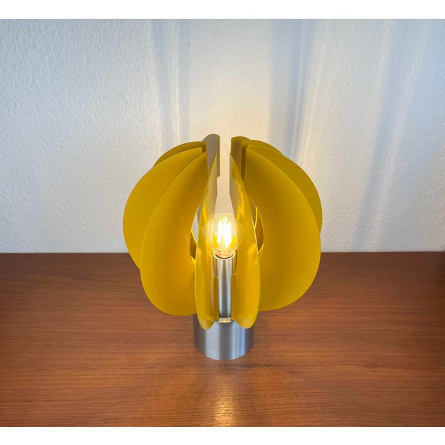 Mid-Century Modern Space Age Italian Model Spicchio Table Lamp by Ezio Zanobini for T2, 1960s For Sale - Image 9 of 18