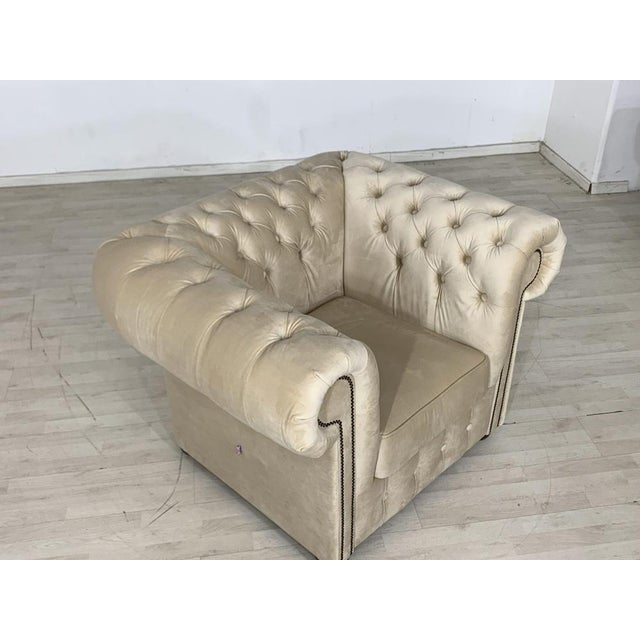 Chesterfield Two-Seater Lounge Chair For Sale - Image 3 of 9