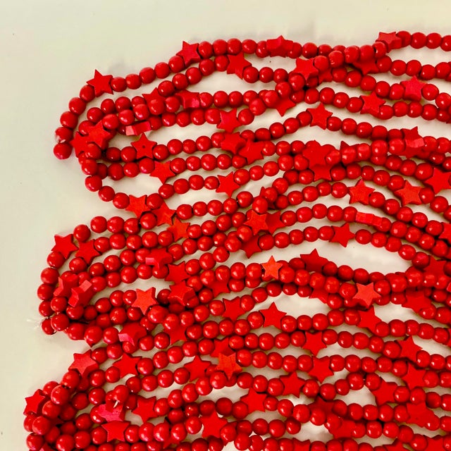 1950s Swedish Gustavian Arts & Crafts Wood Christmas Tree Garland - Set of 4/9’ Strings, 36' Total For Sale - Image 4 of 9