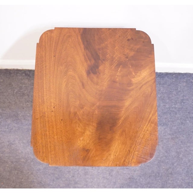 Late 19th Century Vintage Antique Late 19th Century Solid Mahogany Traditional Georgian Style 19x22" Tilt Top Accent End Table For Sale - Image 5 of 10