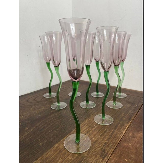 Tulip-Shaped Hand-Blown Glass Champagne Flutes with Twisted Stems, 1980s, Set of 9 For Sale - Image 12 of 12