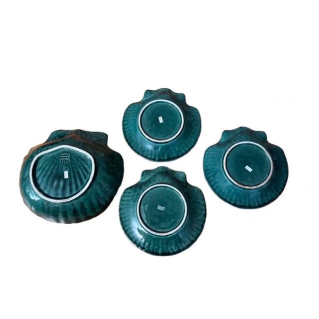 Vintage Portuguese Majolica Olfaire Blue & Green Clamshell Serving Bowl & Dish Signed and Embossed Mold Number - Set of 4 For Sale - Image 10 of 10