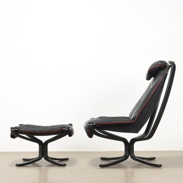 Alias Set of Viking Armchair and Ottoman in Leather from Poltrona Frau, Italy, 1980s For Sale - Image 4 of 16
