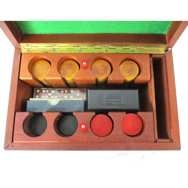 Art Deco Art Deco Walnut Bakelite Gaming Set For Sale - Image 3 of 17