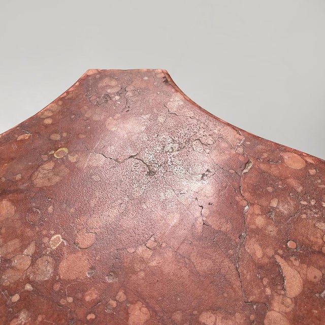 Italian Antique Wooden Consoles with Red Marble Tops and Decorations, 1600s, Set of 2 For Sale - Image 14 of 18