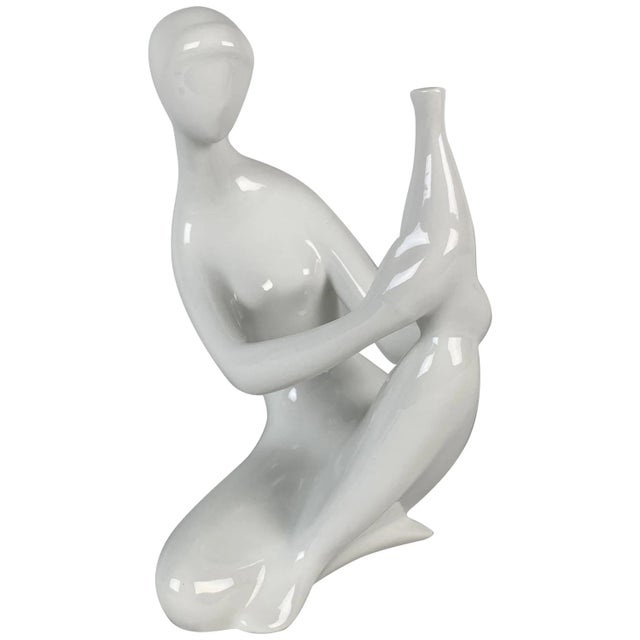 Ceramic Porcelain Statue by Jitka Forejtova for Royal Dux, Czechoslovakia, 1960s For Sale - Image 7 of 7