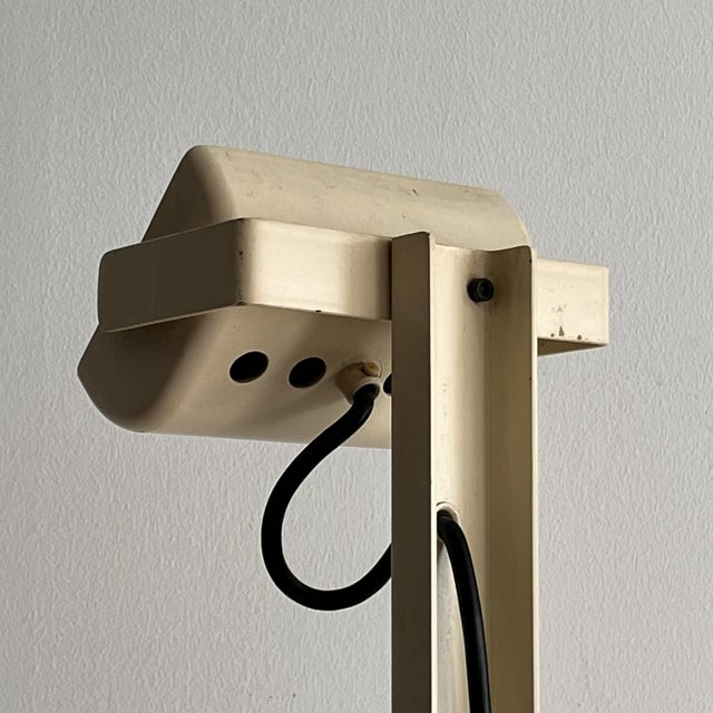 1970s Sirio Floor Lamp by Kazuhide Takahama for Sirrah, Italy, 1970s For Sale - Image 5 of 8