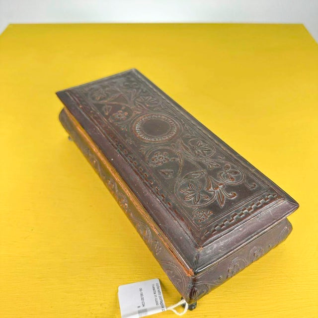 Wooden Jewelery Box in Leather, 1900s For Sale - Image 3 of 9