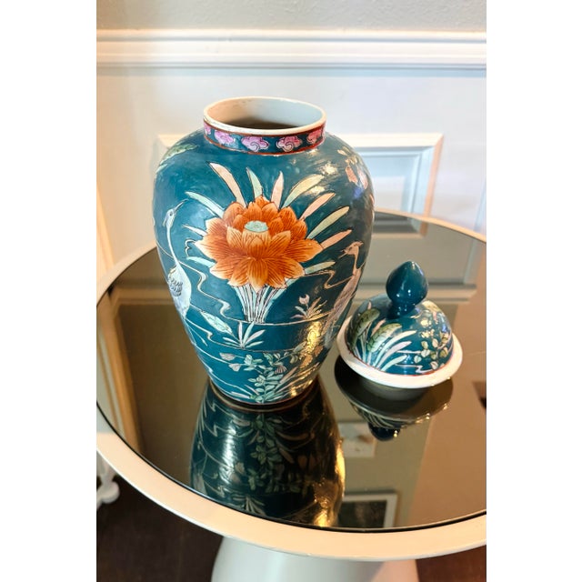 Mid-20th Century Chinese Porcelain Vase With Crane and Lotus Motifs For Sale In Dallas - Image 6 of 11