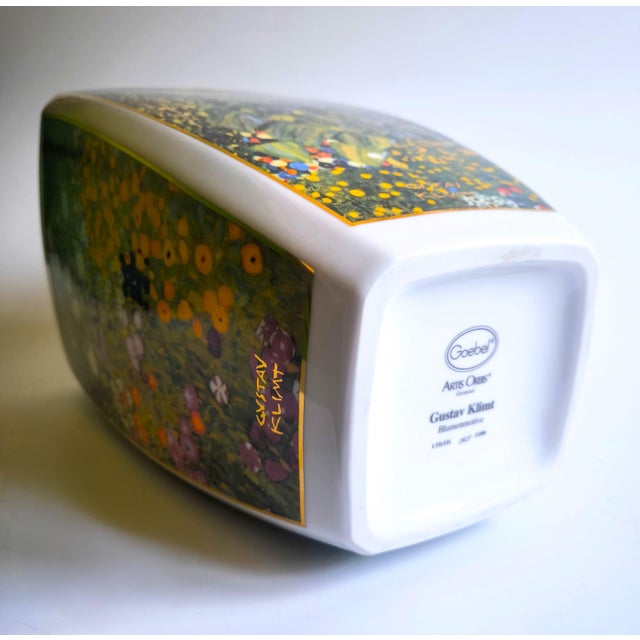 20th Century Goebel Porcelain Vase - Gustav Klimt Blumenmotive Limited Edition For Sale - Image 14 of 17