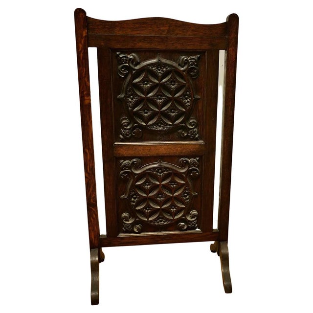 Wood Carved Gothic Oak Panelled Fire Screen, 1900s For Sale - Image 7 of 7