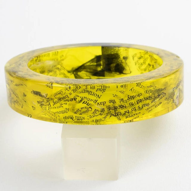 John Galliano Yellow Acrylic Resin Bracelet Bangle with Newspaper Inclusions For Sale - Image 4 of 17