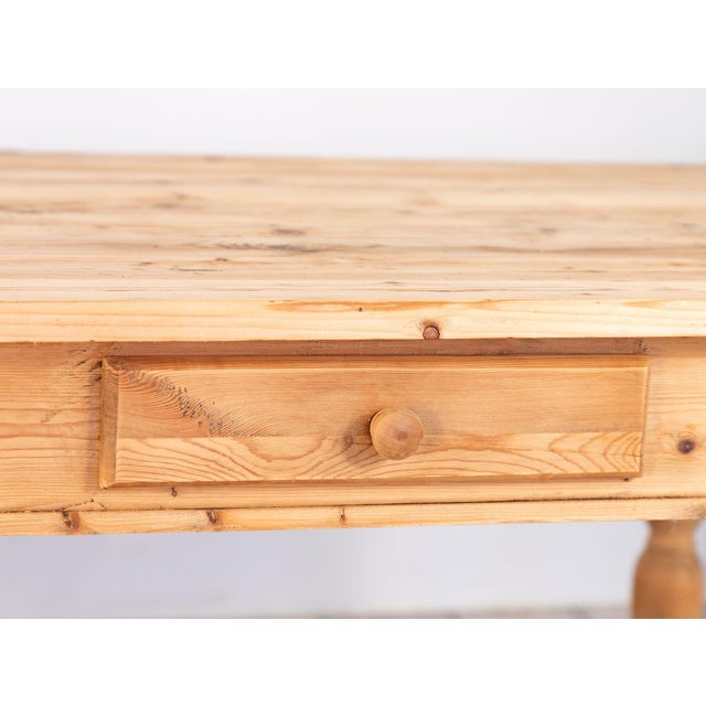 1960s Vintage Pine Farmhouse Table, Usa 1960s For Sale - Image 5 of 18