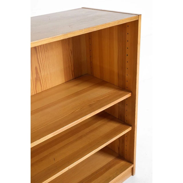1960s Pair of Danish Modern Pine Bookcases, Mogens Koch Style For Sale In Philadelphia - Image 6 of 15