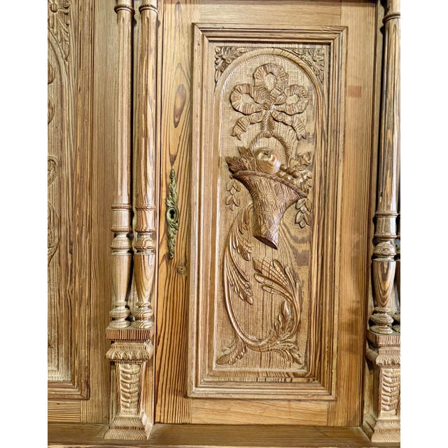 Beautiful 19th Century Pitch Pine Double Buffet With Hand Carved Motifs and Brass Hardware For Sale - Image 4 of 12