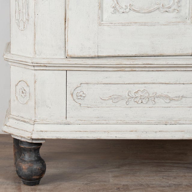 Early 19th Century Swedish White Painted Oak Single Door Armoire For Sale - Image 10 of 13