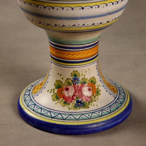 Large Majolica Amphora from Deruta Manufacture For Sale - Image 5 of 13