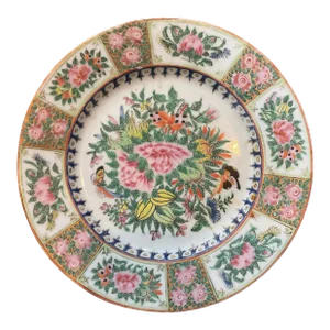 Late 19th Century Famille Rose Chinese Export Plate