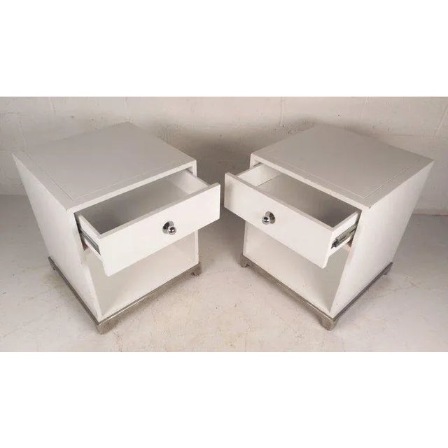 Vintage Modern White Laminate Nightstands - a Pair For Sale In New York - Image 6 of 11