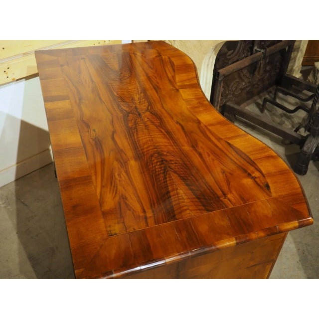 Antique Serpentine 4-Drawer Walnut Veneer Commode From Southern Germany, C. 1750 For Sale - Image 9 of 12