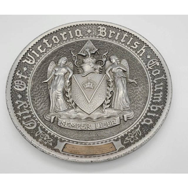 1976 Bicentennial Victoria, B . C . & City of Port Angeles Pewter Plate With Sterling Silver Placard For Sale In Seattle - Image 6 of 6