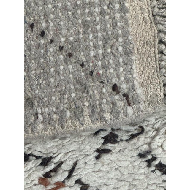 Small Mid-Century Moroccan Tribal Beni Ouarain Rug, 1940s For Sale - Image 16 of 17
