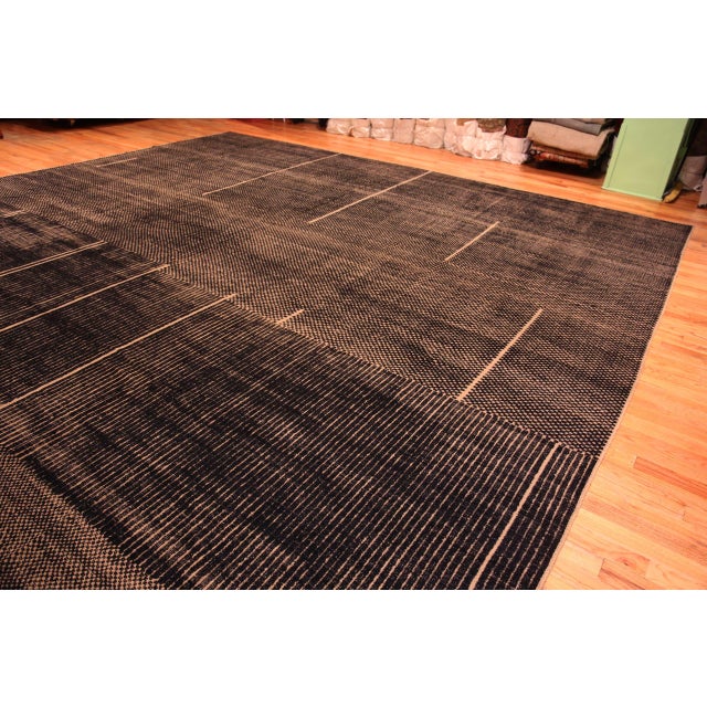 Brown Nazmiyal Collection Modern Geometric Charcoal Rug For Sale - Image 8 of 9