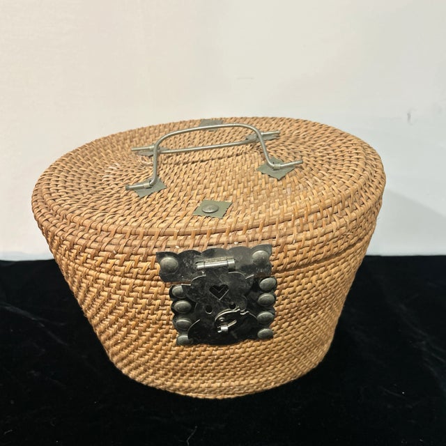 1970s Traveling Teaset With Foo Dog Lid For Sale - Image 10 of 12