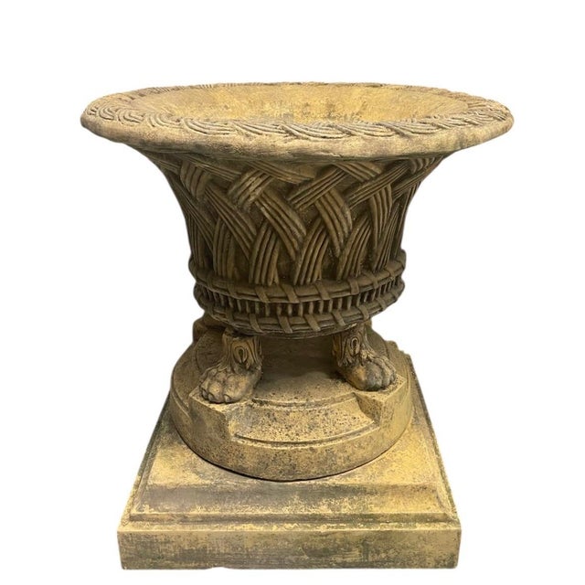 Neoclassical 1980s Pair of Mid-Century Neoclassical Cast Stone "Basketweave" Planters on Lion Paw Feet For Sale - Image 3 of 10