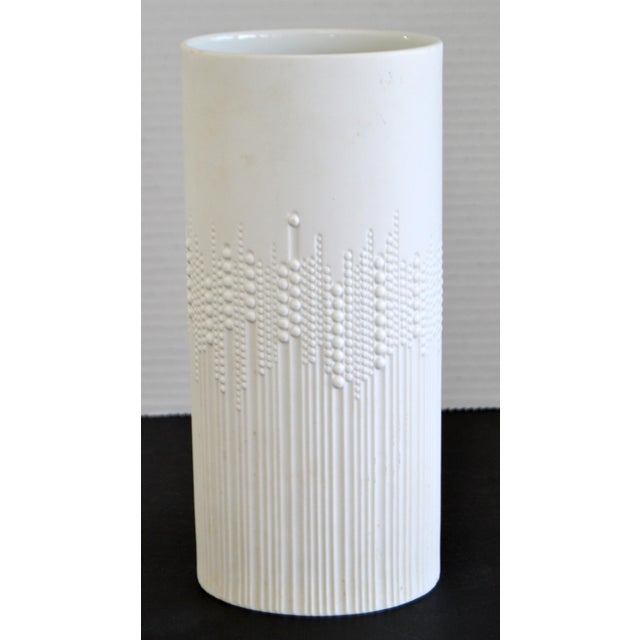 1950s Tapio Wirkkala White Bisque Drops Oval Flower Vase Rosenthal Studio Line Germany For Sale - Image 12 of 12
